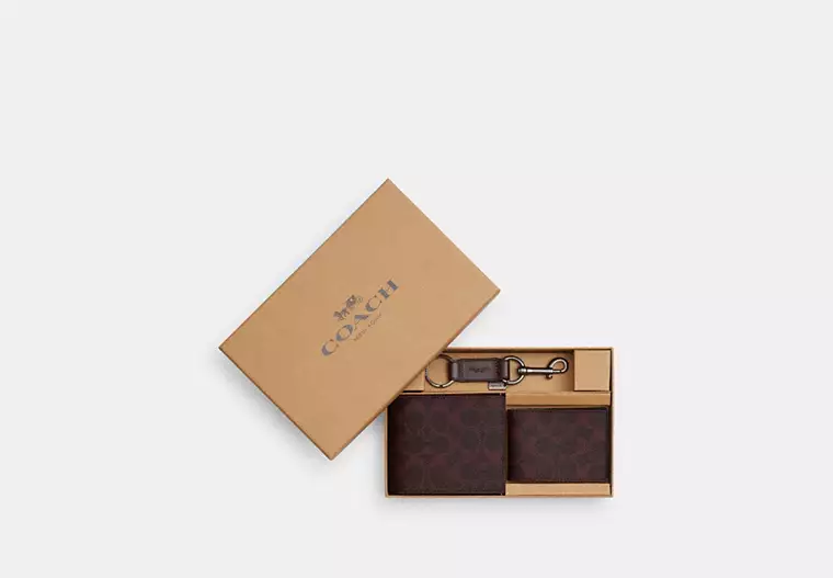 Boxed 3-In-1 Wallet Gift Set In Signature Canvas - Image 2